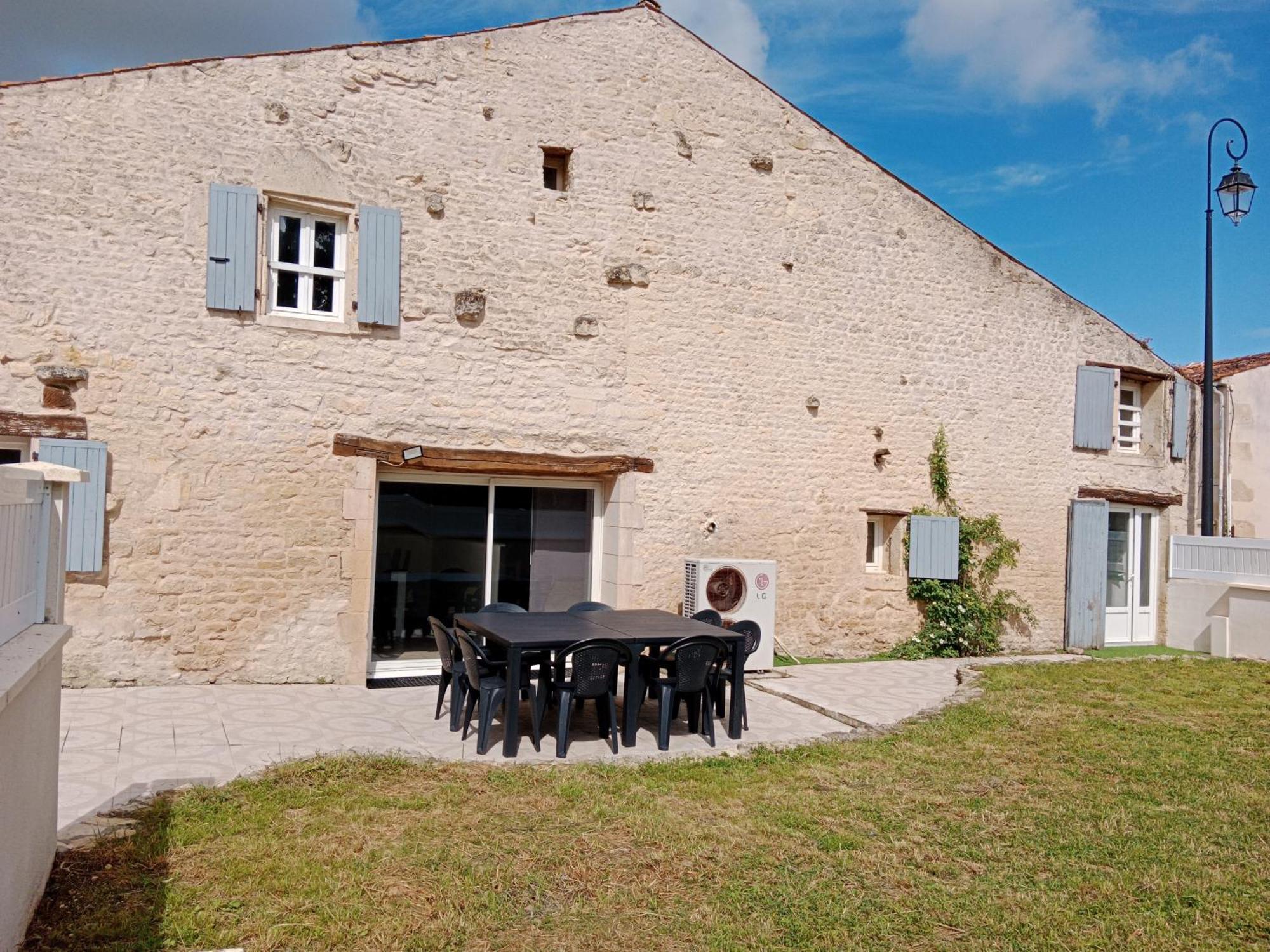 La Grange Pyratelle Villa Puyravault  Luaran gambar